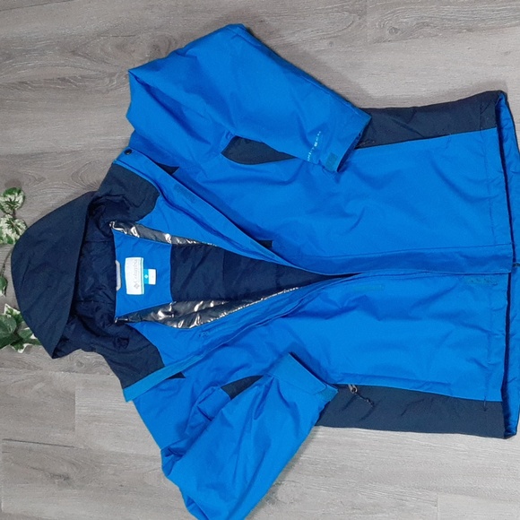 Columbia Insulated Omni-Tech Coat - Picture 14 of 14